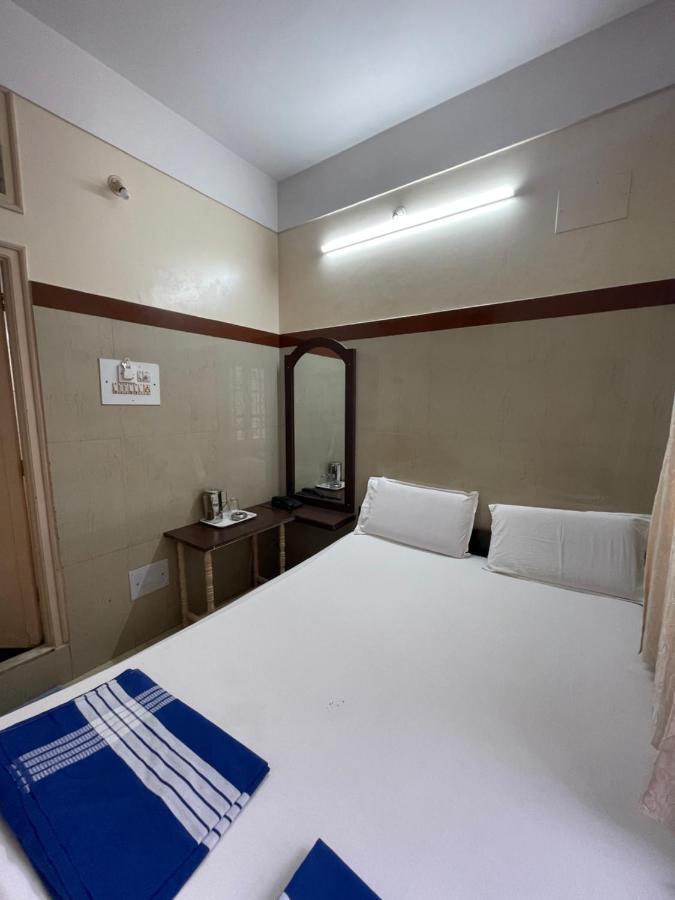 Golden Guest House Bangalore Exterior photo
